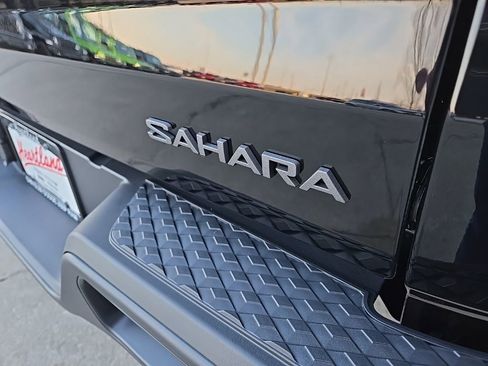 New 2026 Jeep Gladiator Sahara image 22
