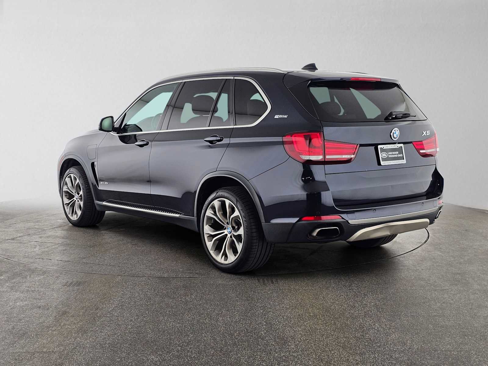Used 2017 BMW X5 xDrive40e AWD/4WD image 3