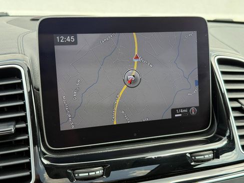 Used 2018 Mercedes-Benz GLS 550 4MATIC image 20