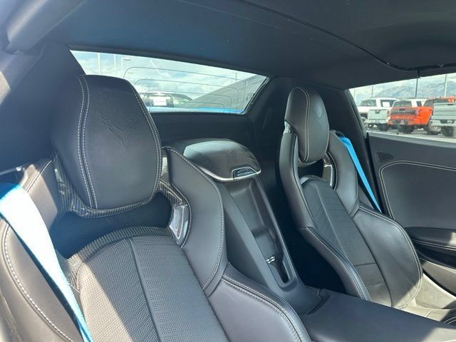 Used 2021 Chevrolet Corvette Stingray Preferred Conv w/ Z51 Performance Package RWD image 32