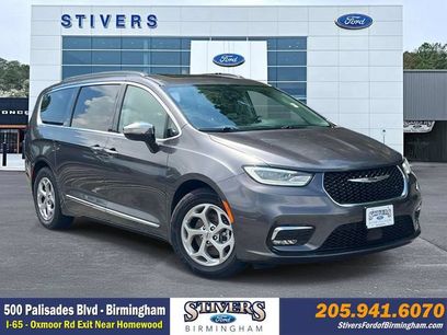 Used 2023 Chrysler Pacifica Limited
