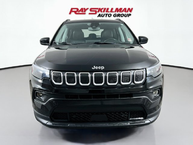 Used 2022 Jeep Compass Latitude AWD/4WD image 2