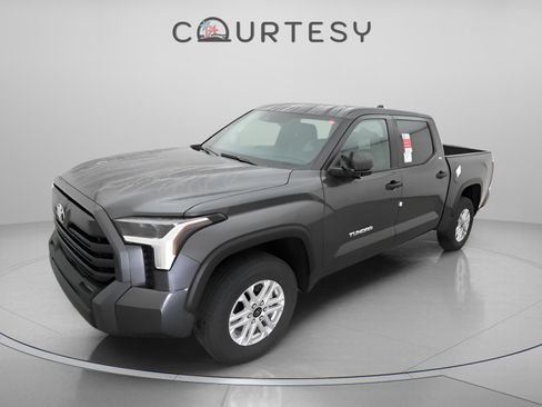 New 2025 Toyota Tundra SR5 image 2