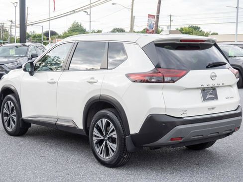 Used 2023 Nissan Rogue SV w/ SV Premium B Package AWD/4WD image 9