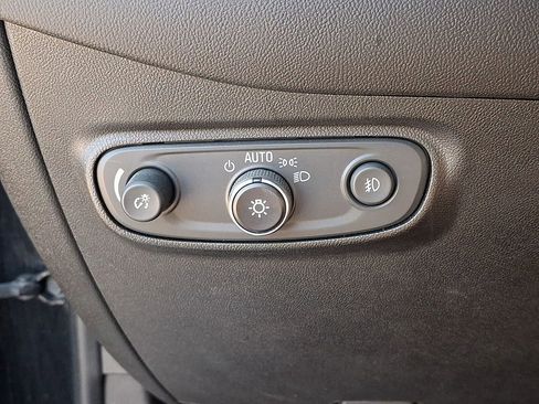 Used 2019 Chevrolet Equinox Premier AWD/4WD image 25