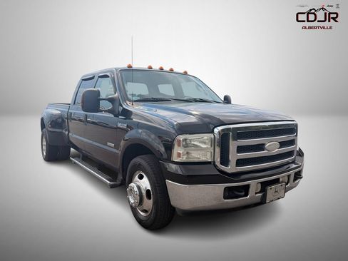 Used 2006 Ford F350 Lariat RWD image 1
