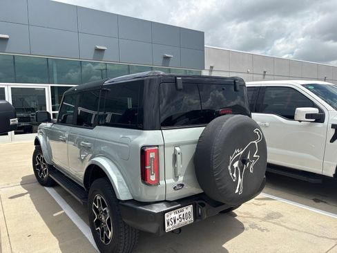 Used 2024 Ford Bronco Outer Banks AWD/4WD image 5