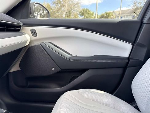 Used 2024 Ford Mustang Mach-E Premium image 32