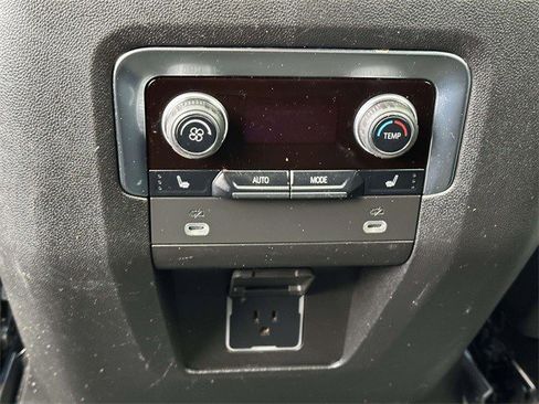 Certified 2023 Chevrolet Tahoe LT w/ Luxury Package image 20