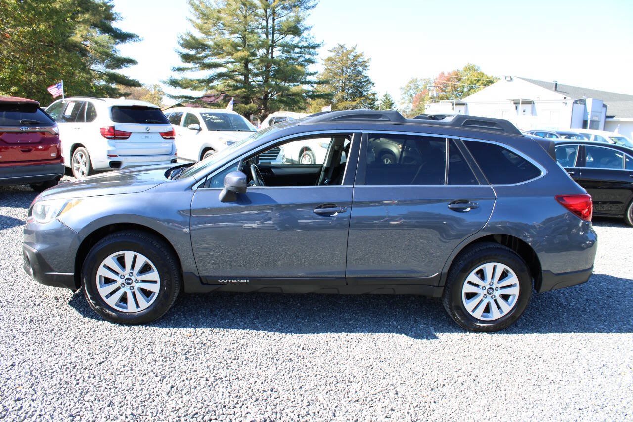Used 2017 Subaru Outback 2.5i Premium AWD/4WD image 9