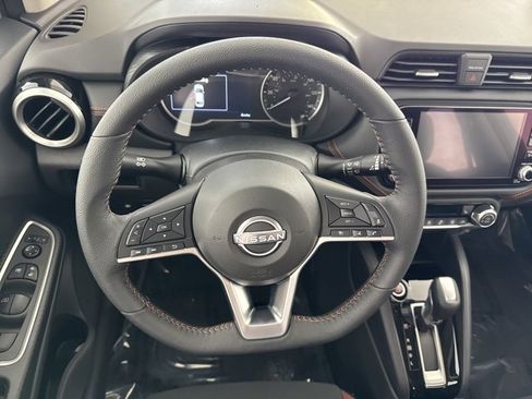 New 2025 Nissan Versa SR w/ Trunk Package image 23