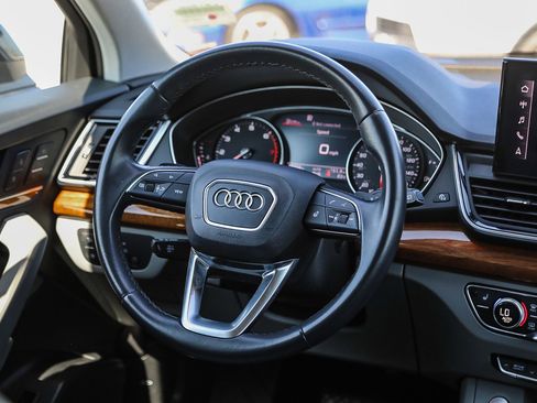 Used 2022 Audi Q5 2.0T Premium w/ Convenience Package image 15