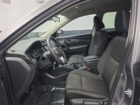 Used 2019 Nissan Rogue S w/ Special Edition Package image 22