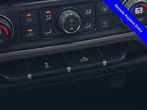 Used 2018 Chevrolet Silverado 1500 LT w/ All Star Edition AWD/4WD image 18
