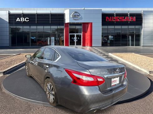Used 2017 Nissan Altima 2.5 SL image 5