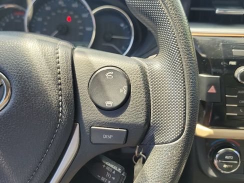 Used 2014 Toyota Corolla LE FWD image 21