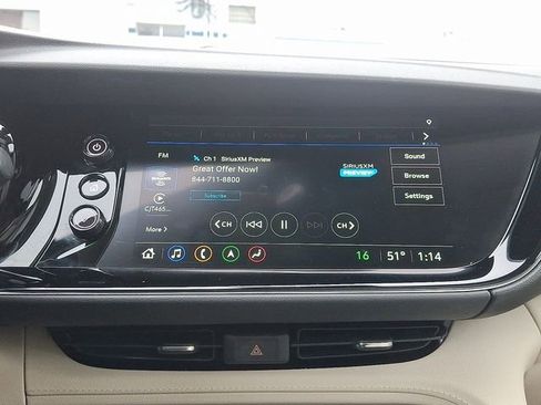 Certified 2022 Buick Envision Avenir w/ Technology Package II image 18