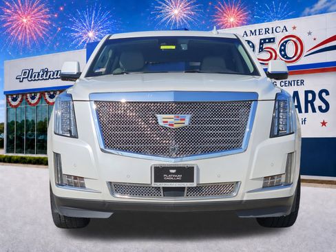 Used 2016 Cadillac Escalade Premium AWD/4WD image 6