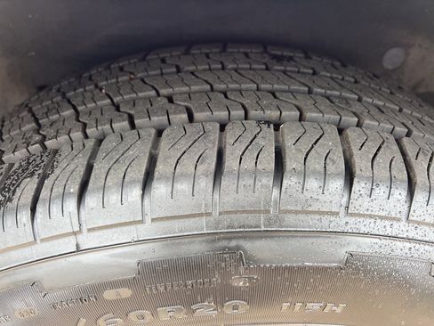 Used 2019 Ford Expedition Limited w/ Equipment Group 301A image 16