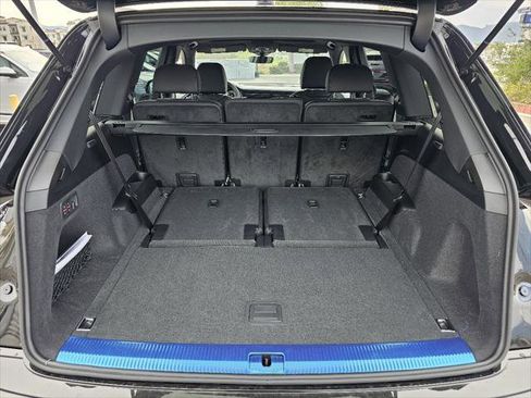 New 2026 Audi Q7 3.0T Premium image 7