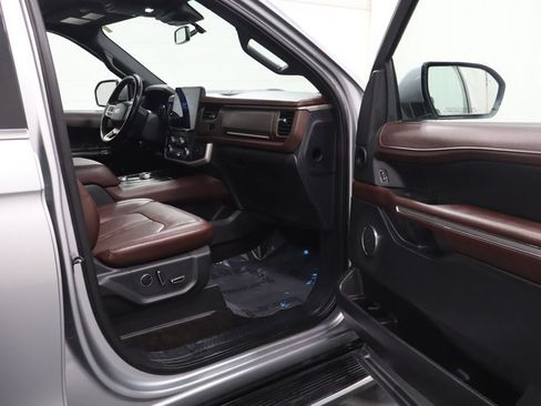 Used 2022 Ford Expedition Max Limited AWD/4WD image 15