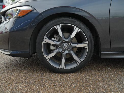 Used 2025 Honda Civic Sport Touring image 10