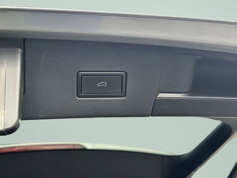 Certified 2023 Volkswagen Atlas SE image 26