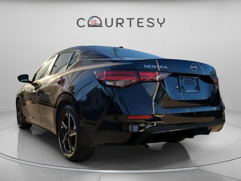 Certified 2025 Nissan Sentra SV image 2