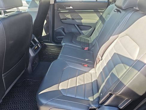 Used 2023 Volkswagen Atlas SEL Premium image 37