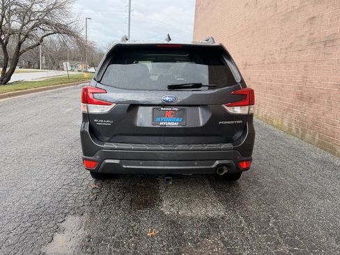 Used 2019 Subaru Forester Limited image 4