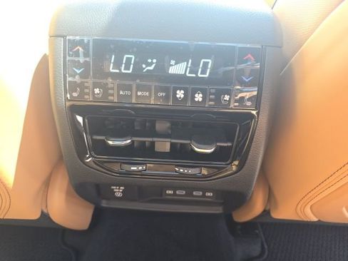New 2026 Jeep Grand Cherokee Summit AWD/4WD image 8