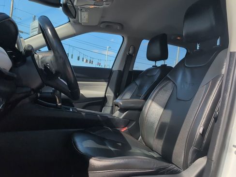 Used 2022 Jeep Compass Limited image 20