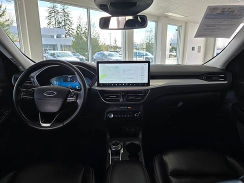 Used 2024 Ford Escape Platinum AWD/4WD image 34