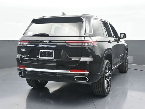 New 2025 Jeep Grand Cherokee Summit image 5