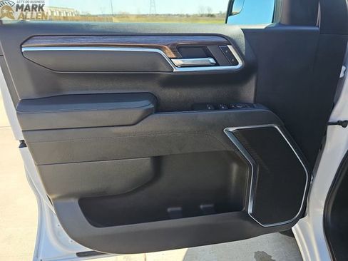 Used 2025 Chevrolet Silverado 1500 RST AWD/4WD image 21