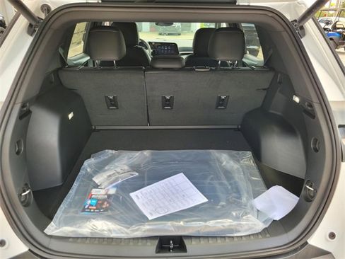 New 2026 Chevrolet Equinox LT w/ Convenience Package II image 14