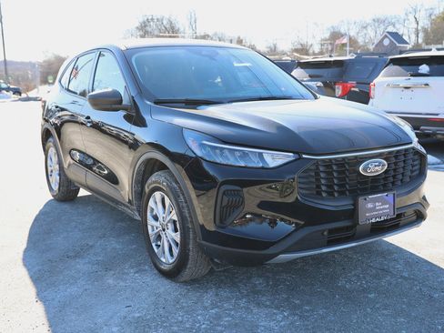 Used 2025 Ford Escape Active image 1