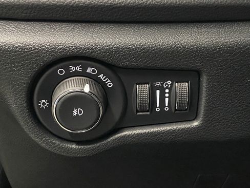 New 2026 Chrysler Pacifica Limited w/ S Appearance Package AWD/4WD image 25