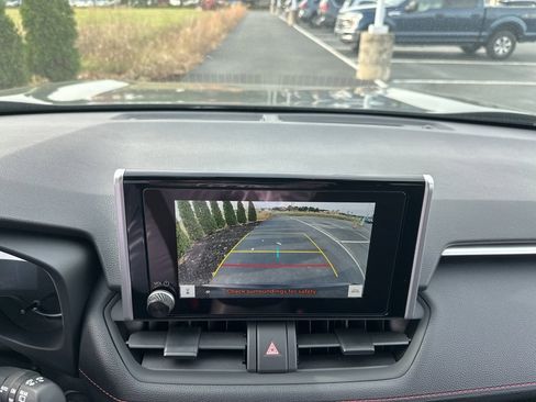 Certified 2025 Toyota RAV4 SE image 21