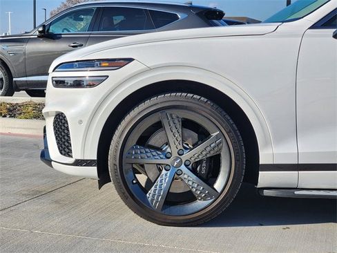 Used 2025 Genesis GV70 3.5T Sport w/ Sport Advanced Package image 6