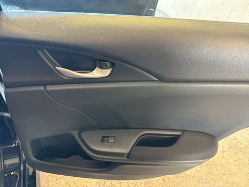 Used 2018 Honda Civic EX-T image 25