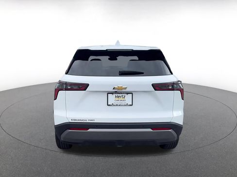Used 2025 Chevrolet Equinox LT AWD/4WD image 10