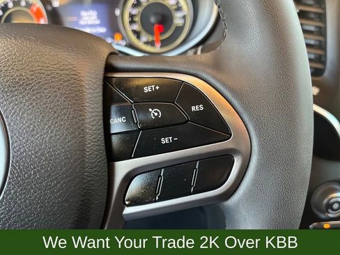 Used 2022 Jeep Cherokee Latitude Lux image 28