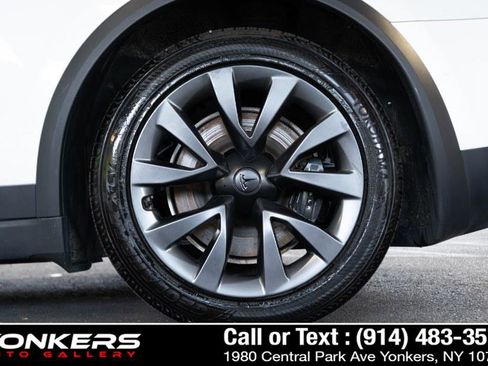 Used 2023 Tesla Model X Plaid image 50