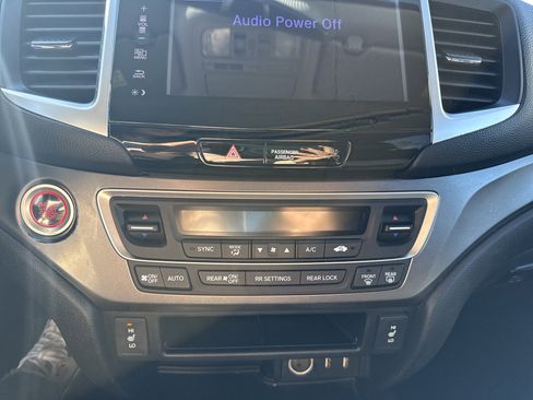 Certified 2018 Honda Pilot EX-L image 29