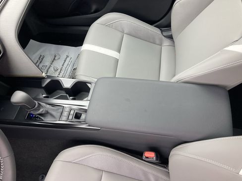 Used 2026 Toyota Camry SE image 24