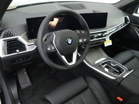 Used 2026 BMW X5 sDrive40i w/ Parking Assistance Package RWD image 10