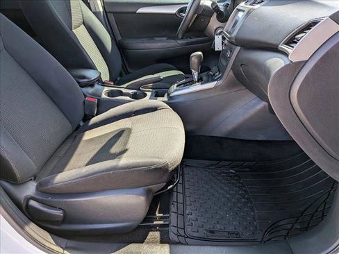 Used 2017 Nissan Sentra S image 21