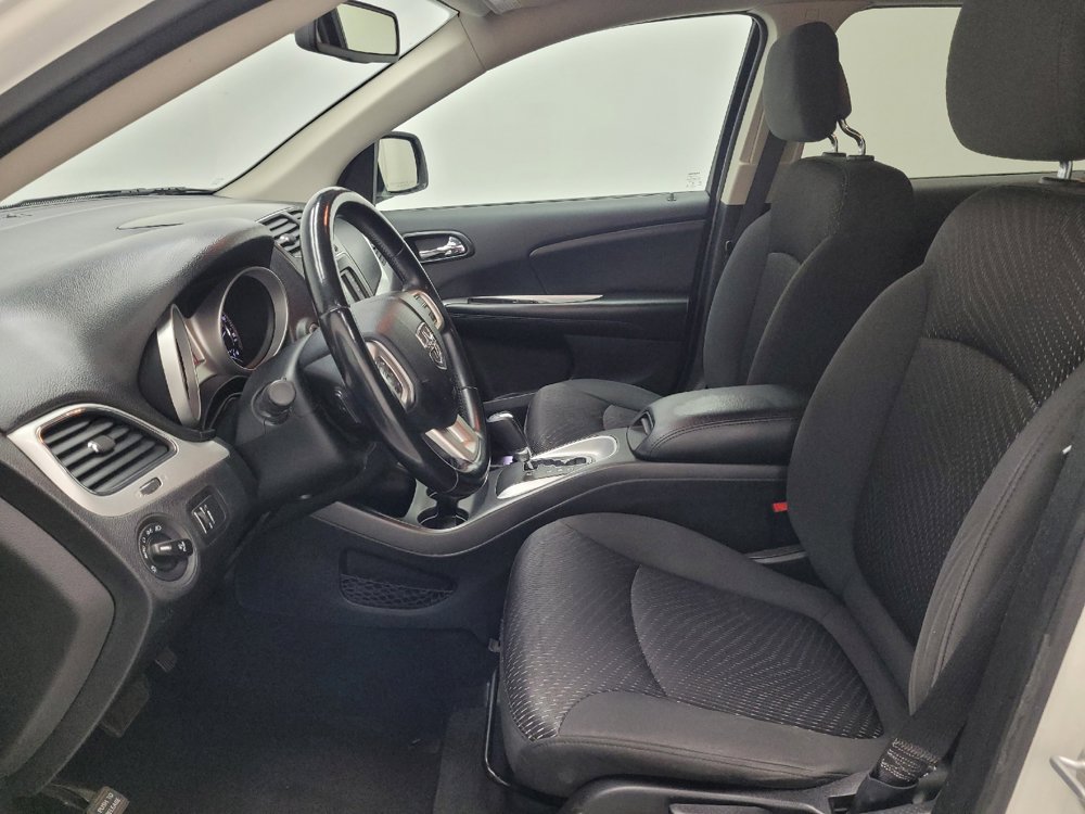 Used 2018 Dodge Journey SXT w/ Connectivity Group FWD image 17