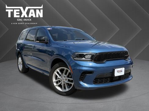 Used 2025 Dodge Durango GT image 1
